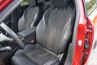 Peugeot 308 GT Komfort-Paket-Plus I Pano-Schiebedach I Kamera I Relax-Paket I Focal - bilder 12