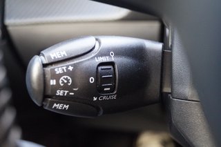 Peugeot 2008 Allure 8-Fach I Kamera I PDC I - foto 17