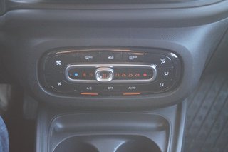 smart fortwo coupe Komfort-Paket I Cool & Audio-Paket I Allwetter - foto 11