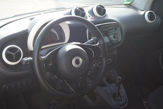 smart fortwo coupe Komfort-Paket I Cool & Audio-Paket I Allwetter - bilder 4