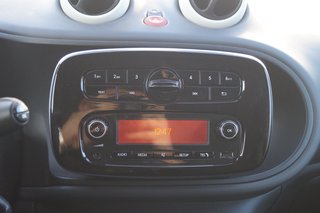 smart fortwo coupe Komfort-Paket I Cool & Audio-Paket I Allwetter - bilder 10