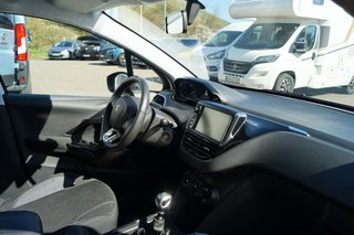 Peugeot 2008 Active Einparkhilfe I Sitzheizung - bilder 9