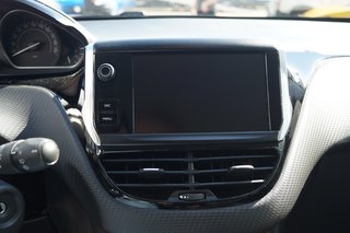 Peugeot 2008 Active Einparkhilfe I Sitzheizung - bilder 10