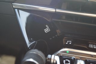 Peugeot 2008 GT I AHK I Kamera I Navi I SHZ I PDC - bilder 19