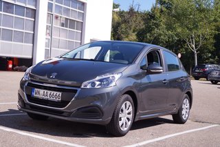 Peugeot 208 Active Bluetooth, Tempomat, Multifunktionslenkrad - foto 1