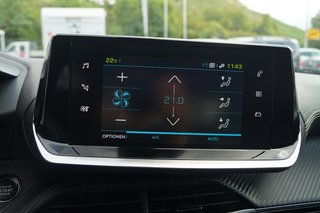 Peugeot e-2008 GT Pano | Batteriezertifikat I Grip | Keyless |OC11kW - bilder 29