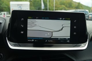 Peugeot e-2008 GT Pano | Batteriezertifikat I Grip | Keyless |OC11kW - bilder 32