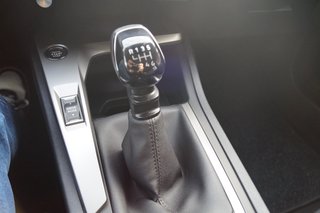 Peugeot 308 Active Pack 8-Fach | LED | Scheckheftgepflegt - bilder 11