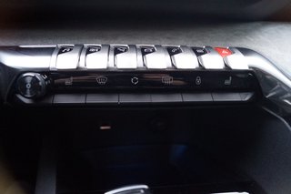 Peugeot 3008 GT I Navi I Sitzheizung I Kamera I PDC vorne und hinten - foto 18