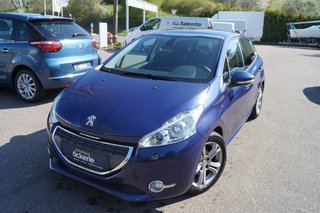 Peugeot 208 Allure - bilder 1