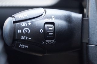 Peugeot e-208 Allure Elektro I Batteriezertifikat I Sitzheizung I Kamera I PDC - bilder 12