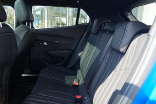 Peugeot 2008 e- GT Elektro I Panorama I Vollleder I Rückfahrkamera I Batteriezertifikat - bilder 13