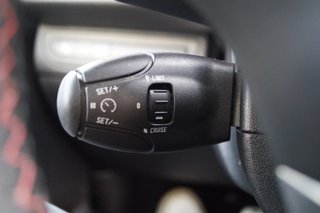 Peugeot 2008 GT-Line I Panoramadach I Navi I Sitzheizung I Komfort-Paket - foto 14