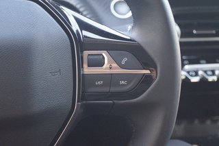 Peugeot 208 e- Allure Pack Navi I Sitzheizung I On-Board-Lader 11 kW I Batteriezertifikat - bilder 10