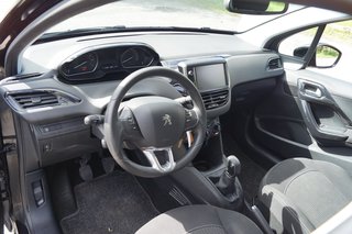 Peugeot 208 Active Sitzheizung I Einparkhilfe Hinten - bilder 5