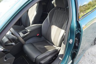 Peugeot 308 SW Hybrid 225 GT Pack Kamera I Navi I Komfort-Paket I - foto 11