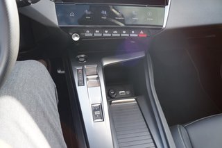 Peugeot 308 SW Hybrid 225 GT Pack Kamera I Navi I Komfort-Paket I - foto 18