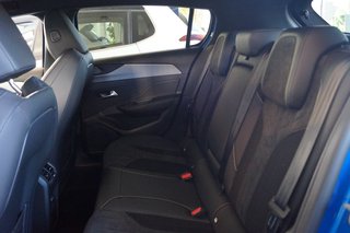 Peugeot 308 Hybrid 225 GT Pack Pano, Matrix LED - bilder 10