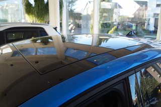 Peugeot 308 Hybrid 225 GT Pack Pano, Matrix LED - bilder 11