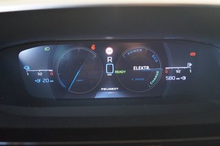 Peugeot 308 Hybrid 225 GT Pack Pano, Matrix LED - bilder 28