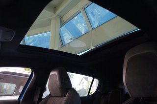 Peugeot 308 Hybrid 225 GT Pack Pano, Matrix LED - bilder 14
