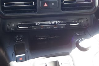 Peugeot Rifter Allure Elektromotor L1 I 7-Sitzer I Navi I Kamera I Top-Ausstattung - bilder 16