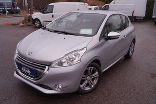 Peugeot 208 Allure - bilder 1