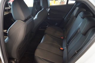 Peugeot 2008 GT I ACC I Navi I Kamera I Grip-Control-Paket - foto 9