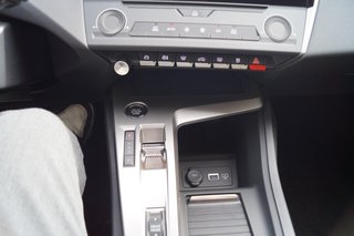 Peugeot 308 SW Mild-Hybrid 145 Style ACC I Tageszulassung - bilder 11