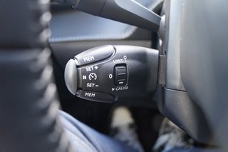 Peugeot 2008 e- Active Pack Rückfahrkamera I On-Board-Lader 11 kW I Elektro I Batteriezertifikat - foto 15