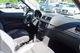 Skoda Yeti Adventure 4x4 I AHK I Kamera I PDC I 8-Fach - foto 9