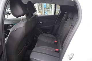Peugeot 208 Allure Pack Pure Tech 100 EAT8 |LED|Navi|3-D - bilder 15