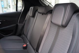 Peugeot 208 Allure Pack Pure Tech 100 EAT8 |LED|Navi|3-D - bilder 16
