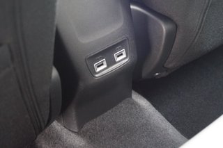 Peugeot 208 Allure Pack Pure Tech 100 EAT8 |LED|Navi|3-D - bilder 17