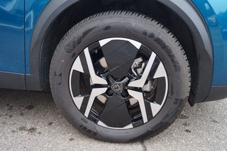 Peugeot 2008 Hybrid 145 Business - bilder 4