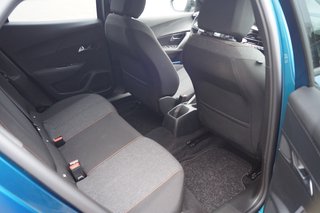 Peugeot 2008 Hybrid 145 Business - bilder 5