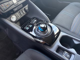 Nissan Leaf N-Connecta 62 kWh +WINTERPAKET+LED+ - foto 6