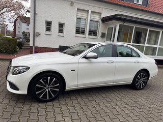 Mercedes-Benz E 300 Exclusive/Burmester/1.Hand/Head-up-Display - bilder 2