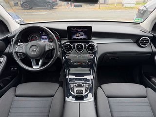 Mercedes-Benz GLC 250 4Matic/Panorama/Kamera/1.Hand/ - foto 15