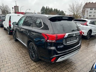 Mitsubishi Outlander PHEV Plus Spirit 4WD - bilder 2
