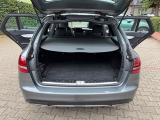 Mercedes-Benz C 180/Panorama/Kamera/AMG/ - bilder 14