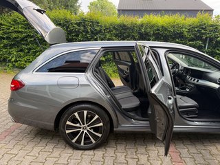 Mercedes-Benz E 300de Kamera / Panorama / Automatik - bilder 13