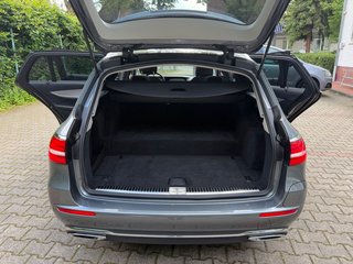Mercedes-Benz E 300de Kamera / Panorama / Automatik - bilder 14