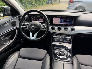 Mercedes-Benz E 300de Kamera / Panorama / Automatik - bilder 17