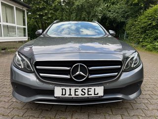 Mercedes-Benz E 300de Kamera / Panorama / Automatik - bilder 3