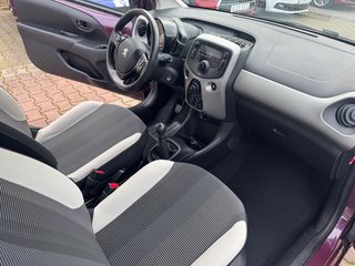 Peugeot 108 TOP Active/Faltdach/ - bilder 12