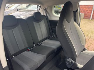 Peugeot 108 TOP Active/Faltdach/ - bilder 13