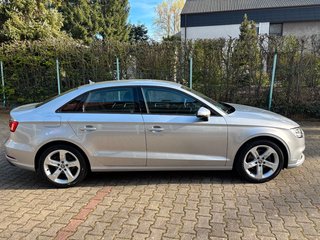 Audi A3 Limousine sport/Scheckheft/Navi/Top Zustand - bilder 4