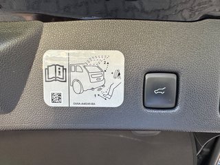 Ford Kuga Plug-In Hybrid Titanium/Panorama/Kamera/ - bilder 20