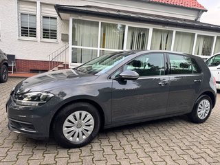 Volkswagen Golf VII Lim. Trendline BMT/Start-Stopp - bilder 2